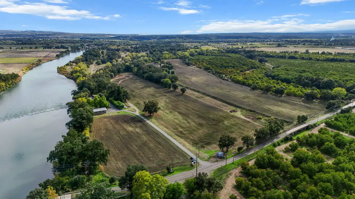 23001 Ash Creek Road, Anderson, CA 96007 - Image #1