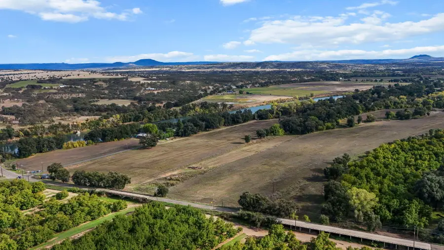 23001 Ash Creek Road, Anderson, CA 96007 - Image #3