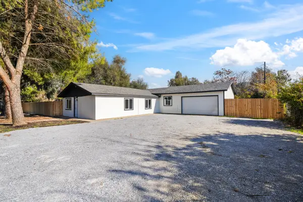 6673 Mountain View Drive, Anderson, CA 96007