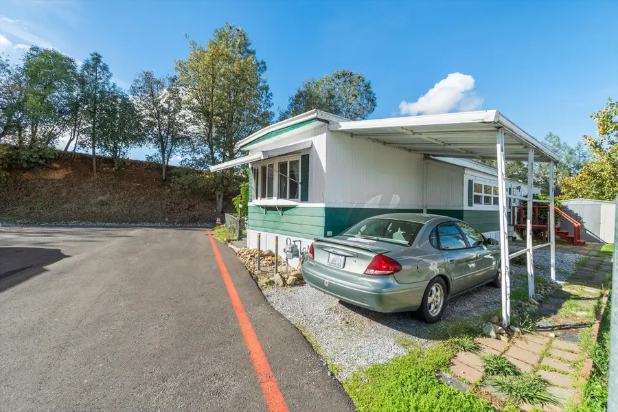 481 Twin View Boulevard, Redding, CA 96003 - Image #2