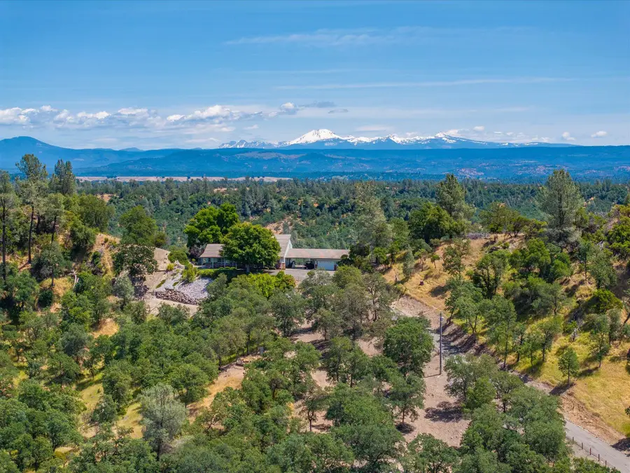22672 Knollwood Drive, Palo Cedro, CA 96073 - Image #3