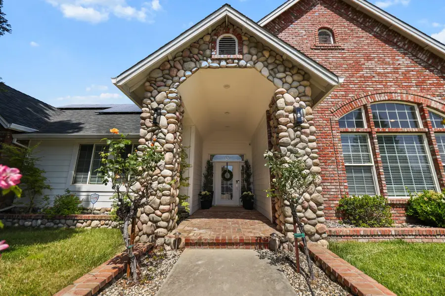 2154 Harvard Way, Redding, CA 96003 - Image #3