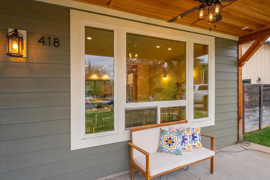 418 Moonstone Way, Redding, CA 96003 - Image #3