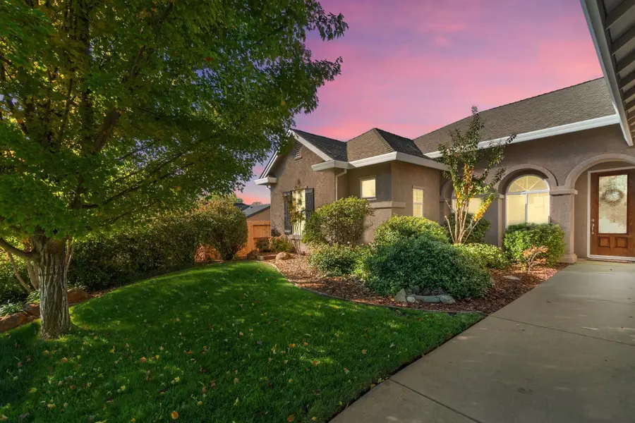 2030 Hedgerow Avenue, Redding, CA 96003 - Image #2
