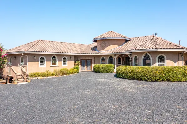 8400 Maynard Road, Palo Cedro, CA 96073