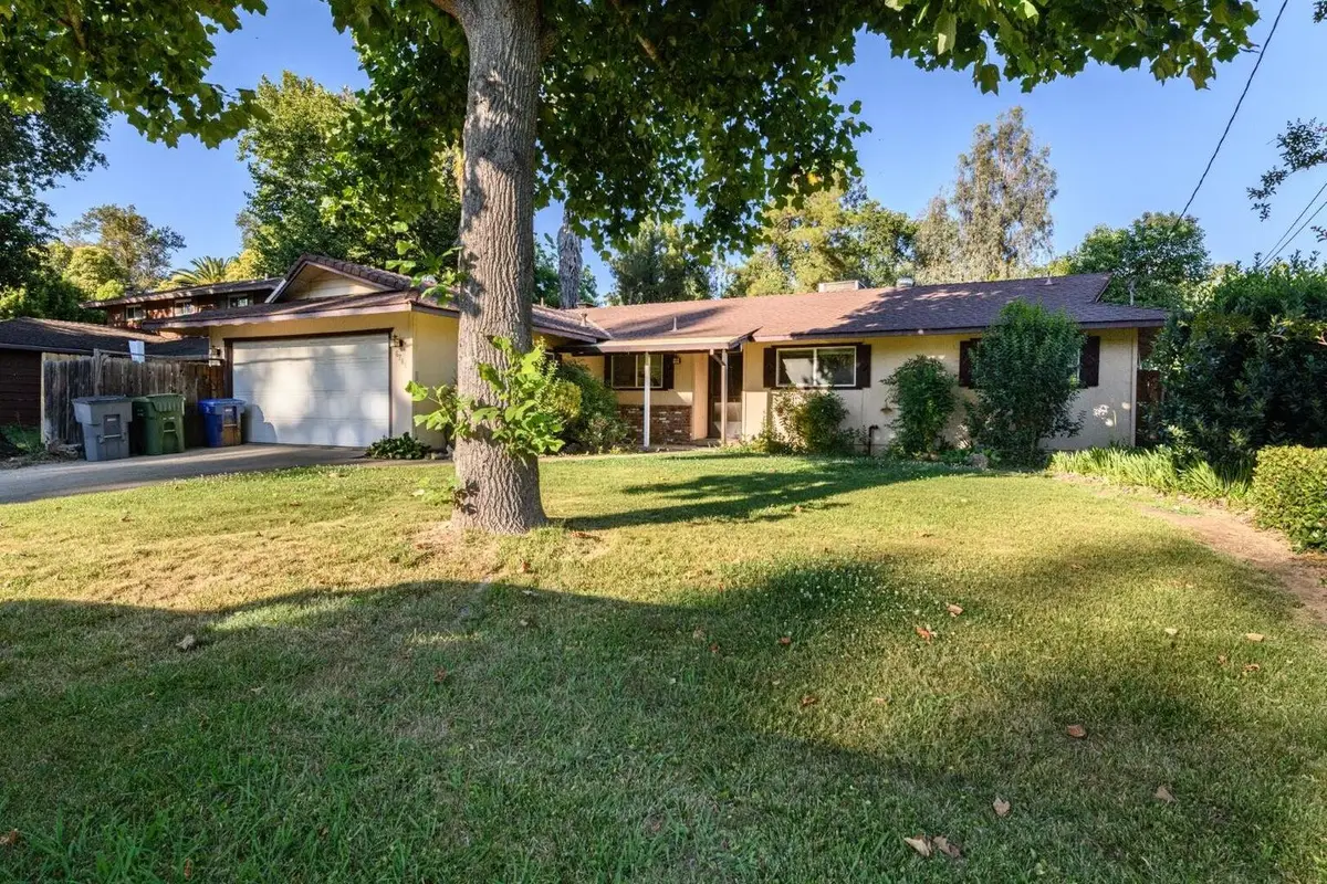 6781 Reflection Street, Redding, CA 96001 - Image #1