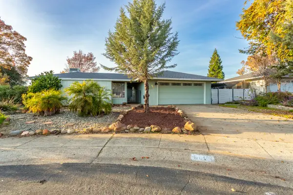 940 Golden Heights Court, Redding, CA 96003