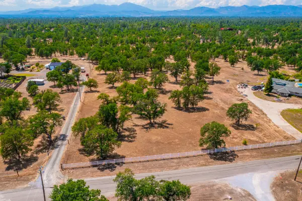 10096 Rocking Horse Lane, Redding, CA 96003