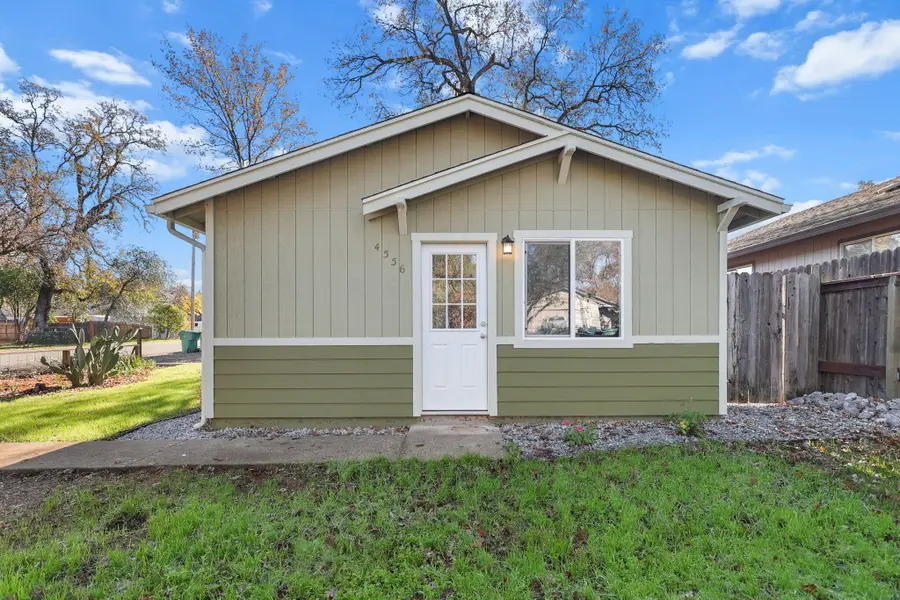 4556 Red Bluff Street, Shasta Lake, CA 96019 - Image #3