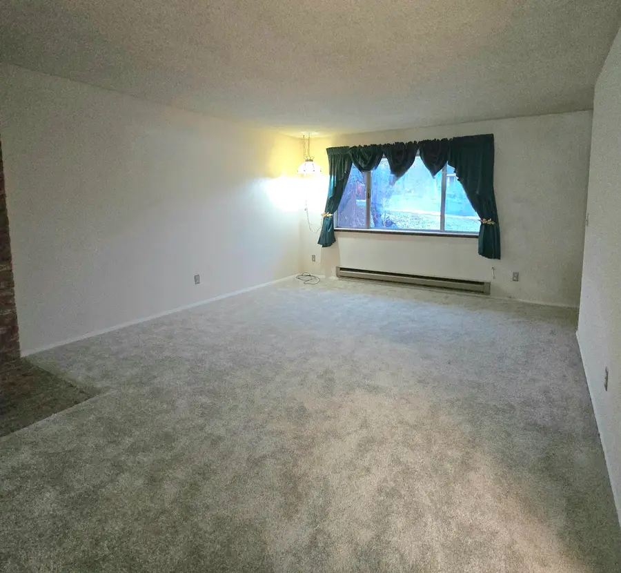 809 North Street, Yreka, CA 96097 - #3