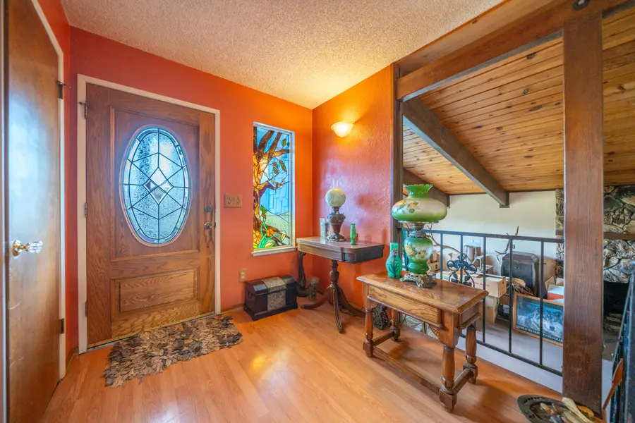 15799 Nauvoo Trail, Redding, CA 96001 - Image #3