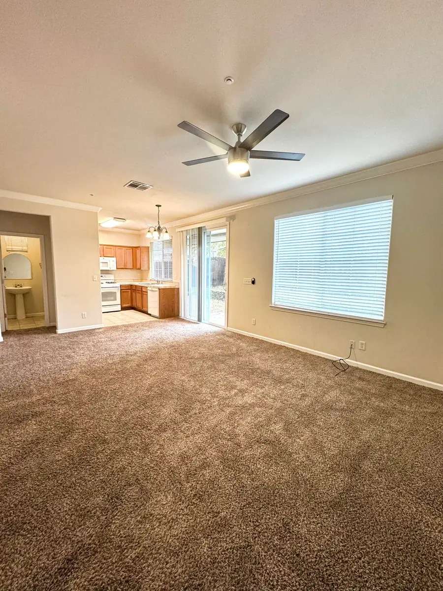 2385 Shining Star Way, Redding, CA 96003 - #3