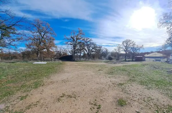 Two Feathers Road, Cottonwood, CA 96022