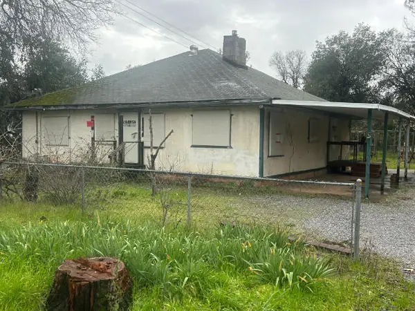 1740 Grand Coulee Boulevard, Shasta Lake, CA 96019