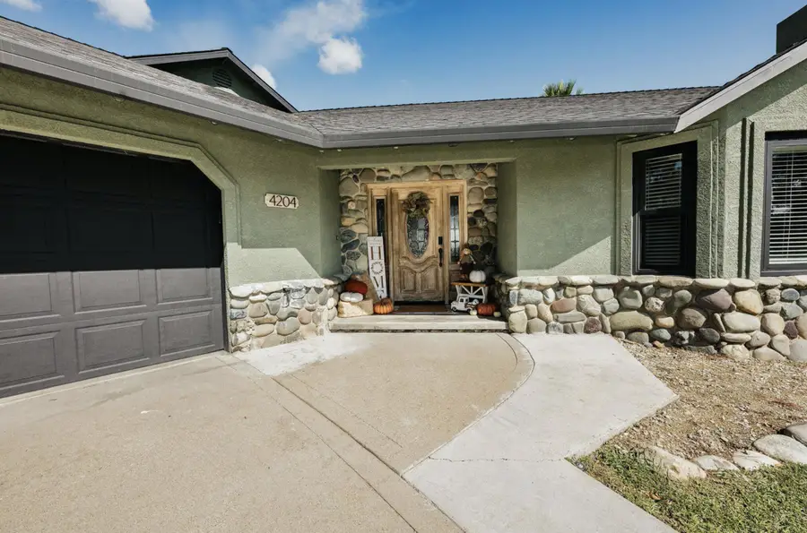 4204 Sudden Wind Court, Redding, CA 96001 - Image #3