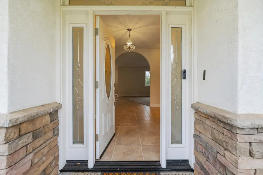 14535 Molluc Drive, Red Bluff, CA 96080 - Image #2