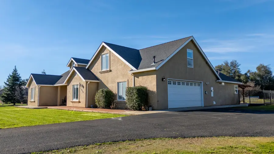 17310 Marianas Way, Cottonwood, CA 96022 - Image #2