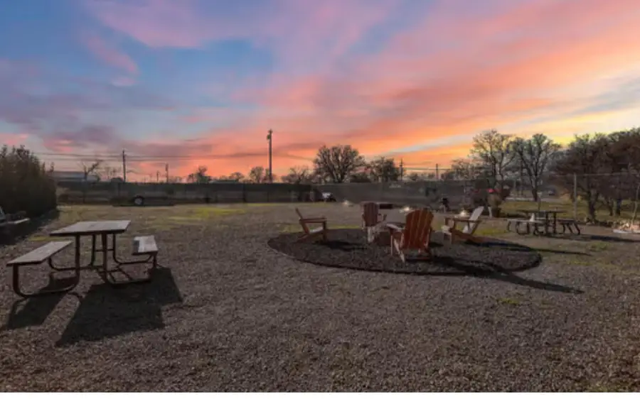 19618 Lake California Drive, Cottonwood, CA 96022 - Image #2