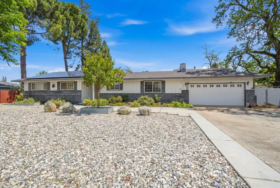 6927 Riata Drive, Redding, CA 96002 - Image #3