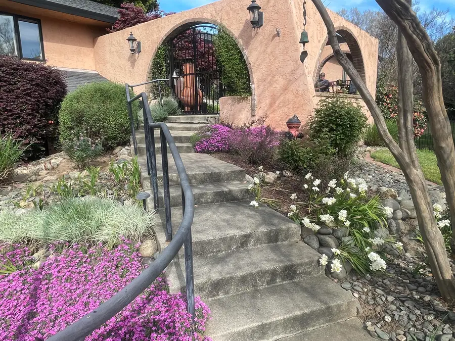 2890 Balaton Avenue, Redding, CA 96001 - #2