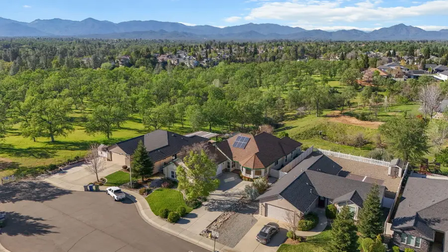 2110 Cadjew Street, Redding, CA 96003 - #2