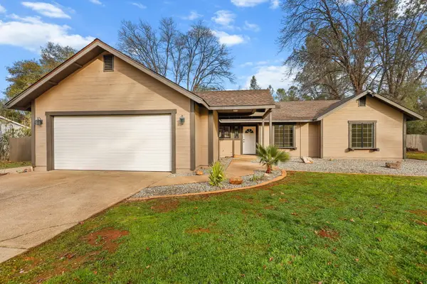 19760 Paso Robles Avenue, Redding, CA 96003