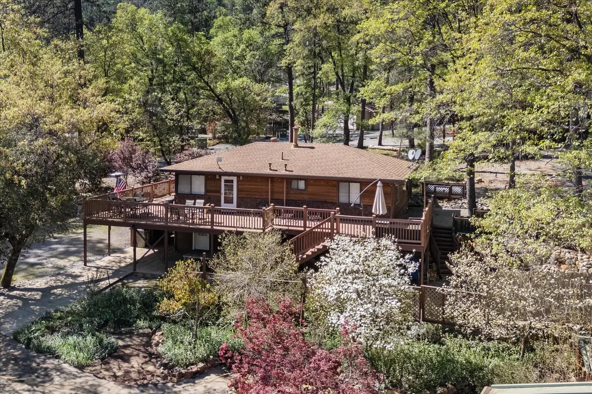 17856 Lake Drive, Lakehead, CA 96051 - #1