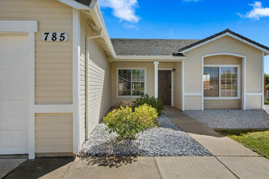 785 Mallard Street, Redding, CA 96003 - #3