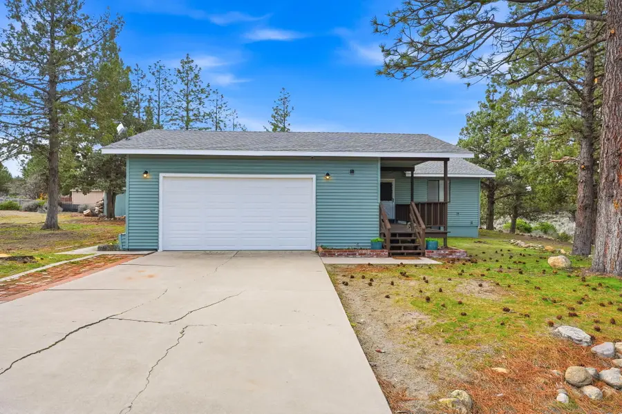 15617 Sherwood Road, Weed, CA 96094 - #2