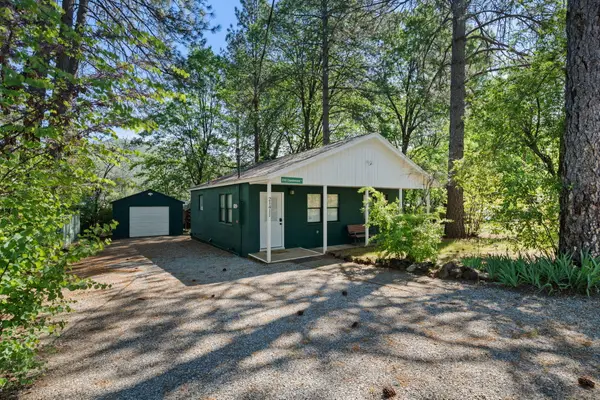 21411 Chamberlain Street, Lakehead, CA 96051