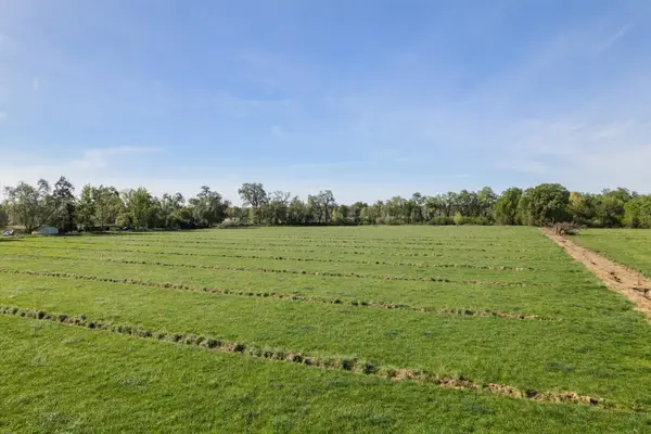 000 Riverland Drive, Anderson, CA 96007