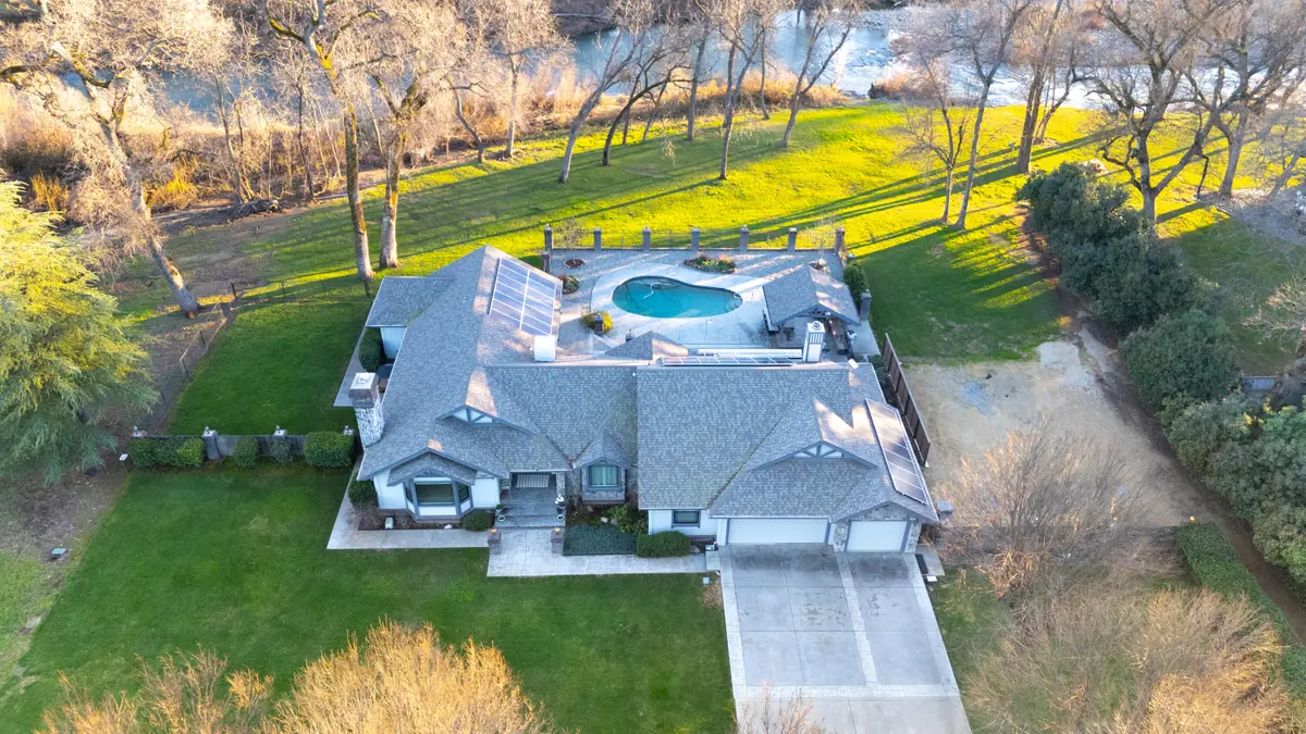 12642 Indian Oaks Drive, Bella Vista, CA 96008 - Image #1