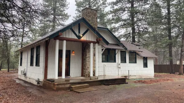 41008 Old School Road, Fall River Mills, CA 96028