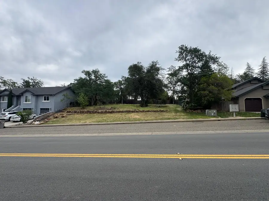 1433 Lakeside Drive, Redding, CA 96001 - #2