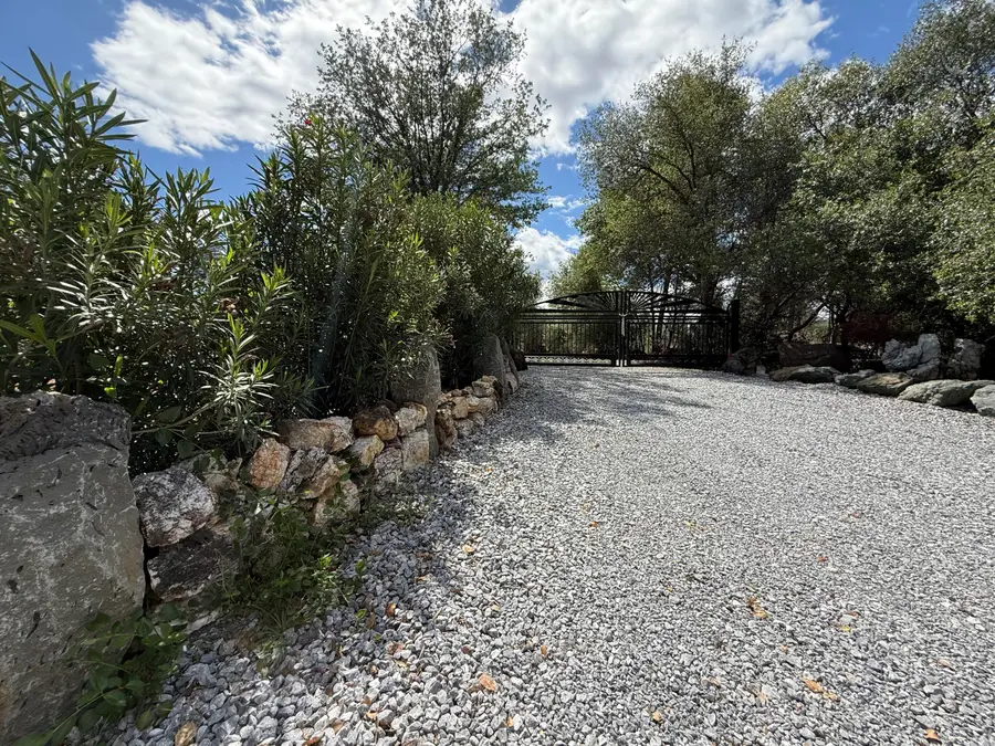 12333 Quartz Hill Road, Redding, CA 96003 - #2