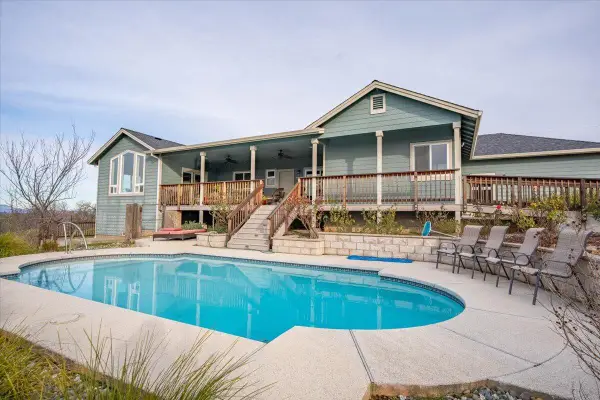 15093 Sunshine Ridge Road, Anderson, CA 96007