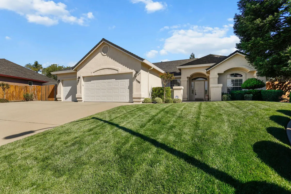 2588 Valencia Street, Redding, CA 96003 - #1