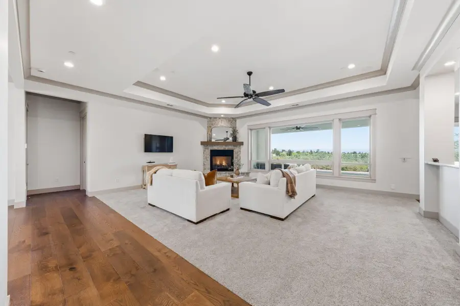 2395 Dartmouth Drive, Redding, CA 96001 - #3