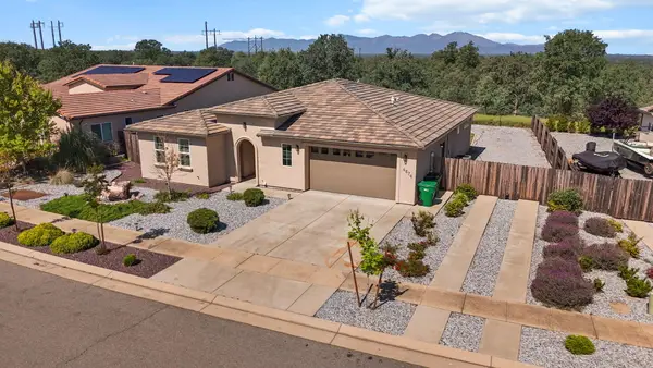 4674 Pleasant Hills Drive, Anderson, CA 96007