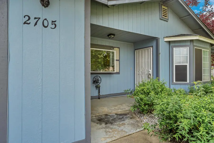 2705 Limestone Court, Anderson, CA 96007 - #3