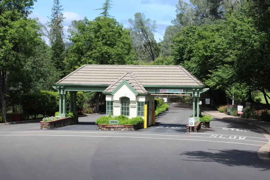 19387 Palermo Court, Redding, CA 96003 - #2