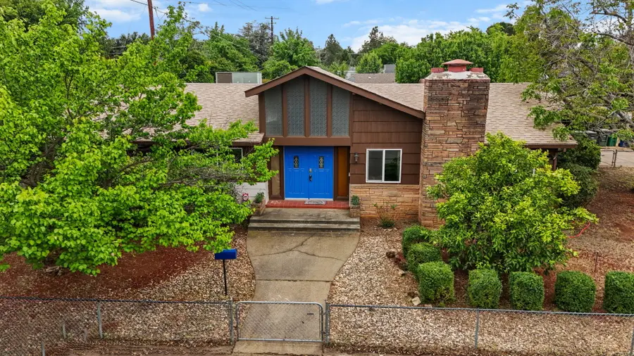 2185 Galaxy Way, Redding, CA 96002 - #3