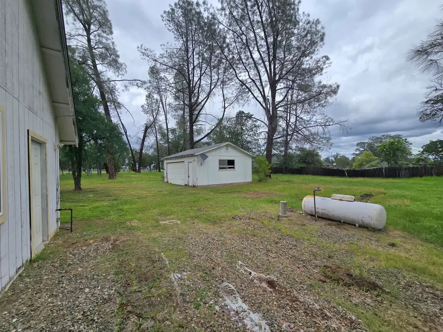 16041 Setting Sun Drive, Anderson, CA 96007 - #3