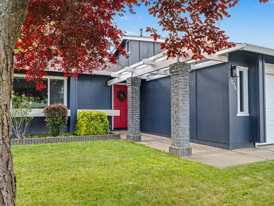 7034 David Trail, Redding, CA 96001 - #2