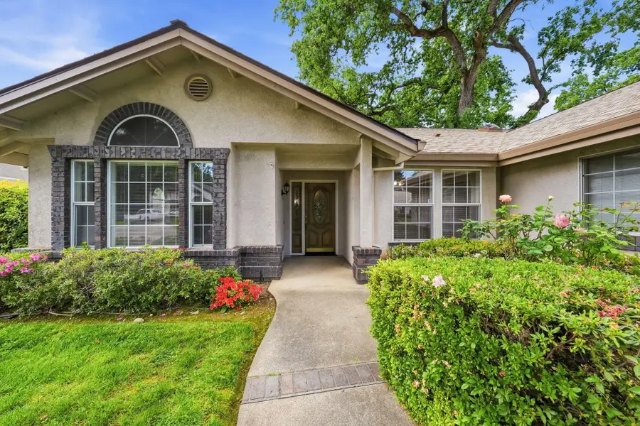 3764 Eagle Parkway, Redding, CA 96001 - #3