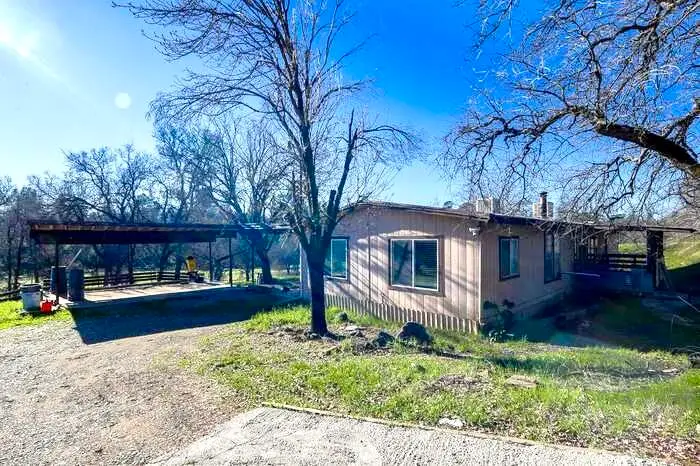 19019 Olinda Road, Anderson, CA 96007 - Image #3