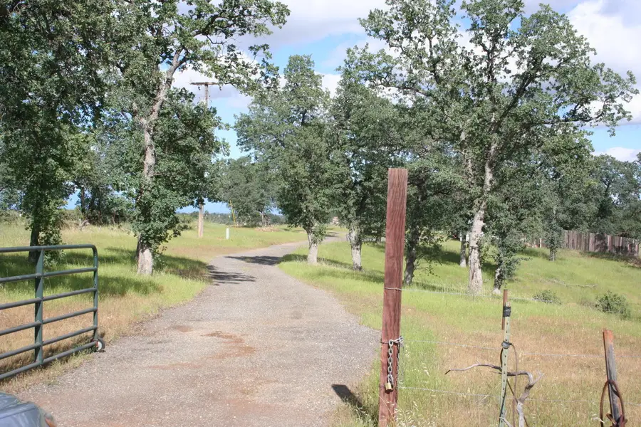 14399 Coal Pit Road, Igo, CA 96047 - #2