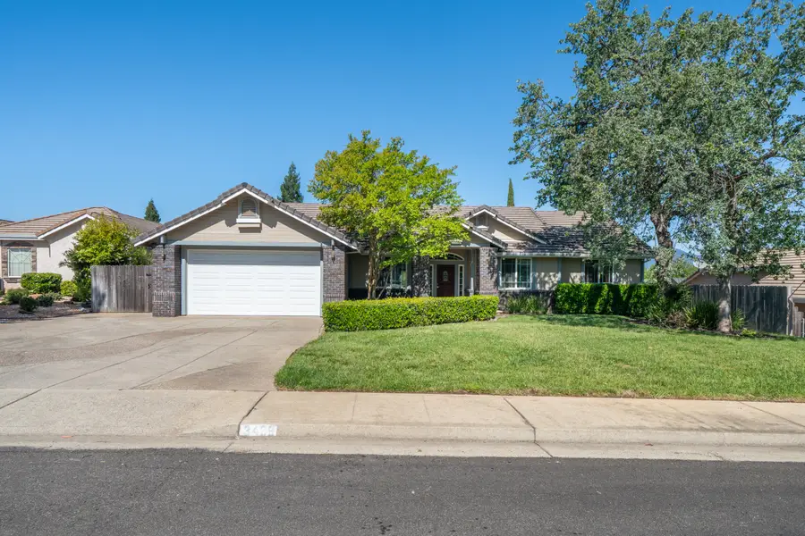 3438 Showboat Court, Redding, CA 96003 - #3