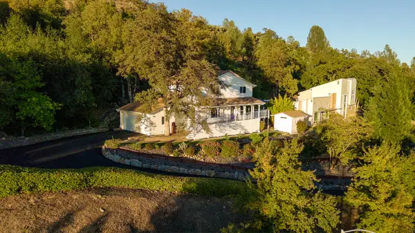 2520 Snow Lane, Redding, CA 96003