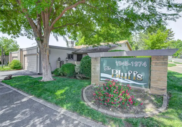 1943 Bechelli Lane, Redding, CA 96002